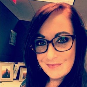 Meet your Posher, Stacy